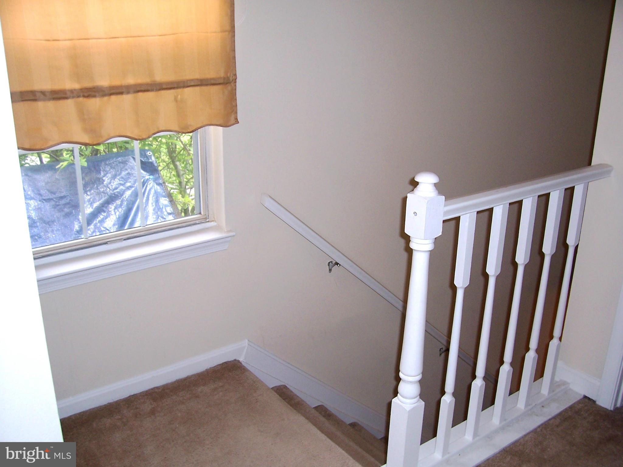 ST CHARLES SUB - HAMPSHIRE - Residential Lease