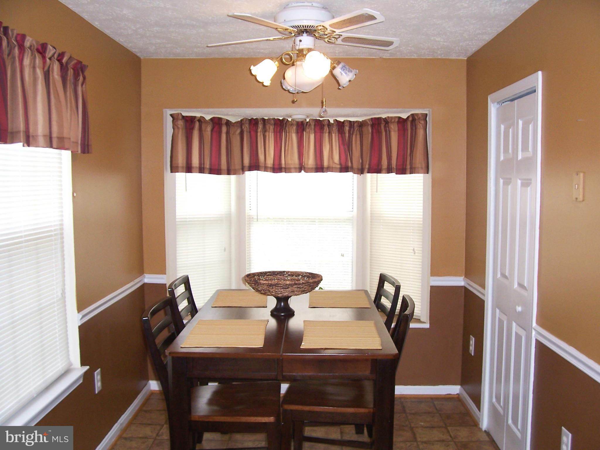 ST CHARLES SUB - HAMPSHIRE - Residential Lease