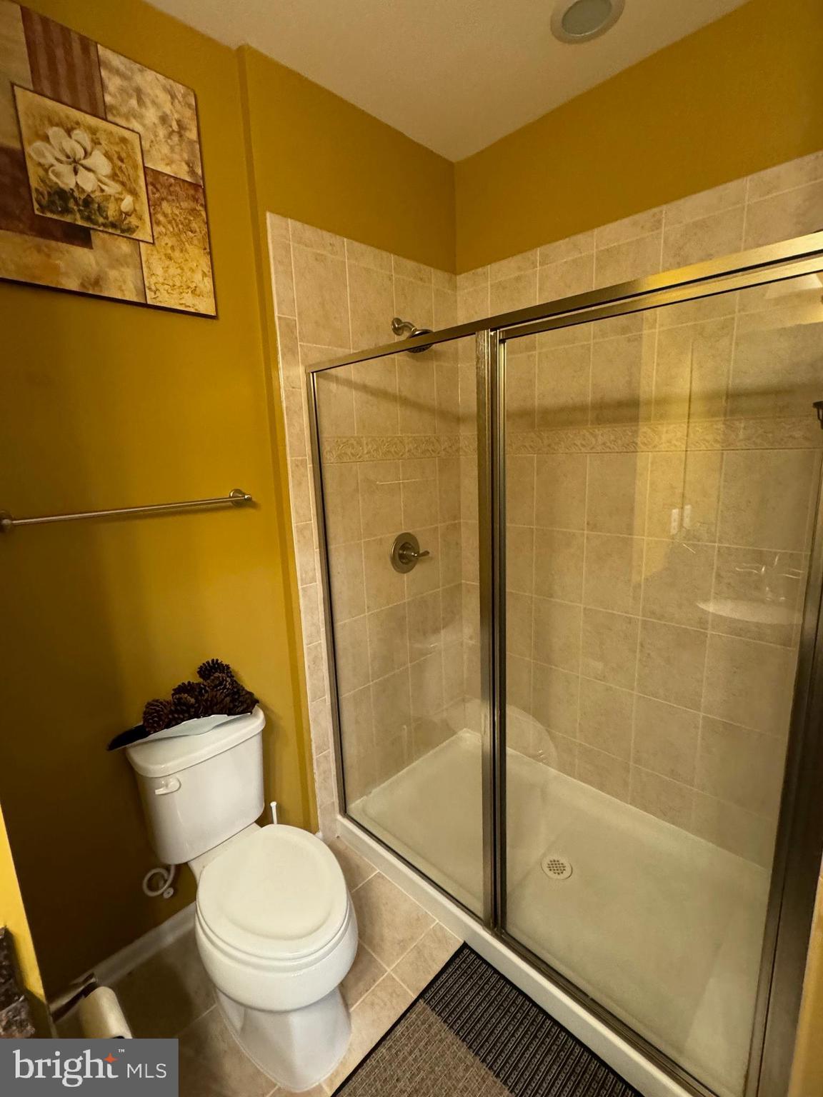 HOWARD SQUARE - Residential