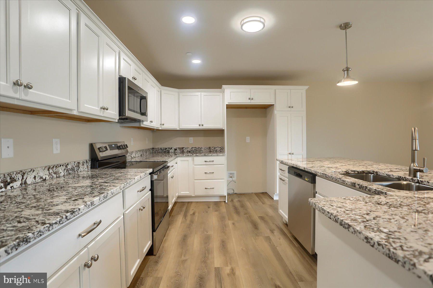 81 CORTLAND CROSSING