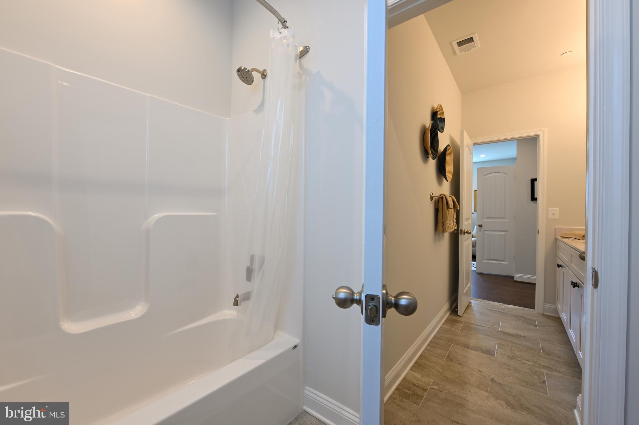 TURNBULL ESTATES - Residential