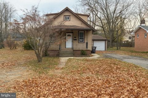 725 E LINDEN AVENUE LINDENWOLD NJ 08021