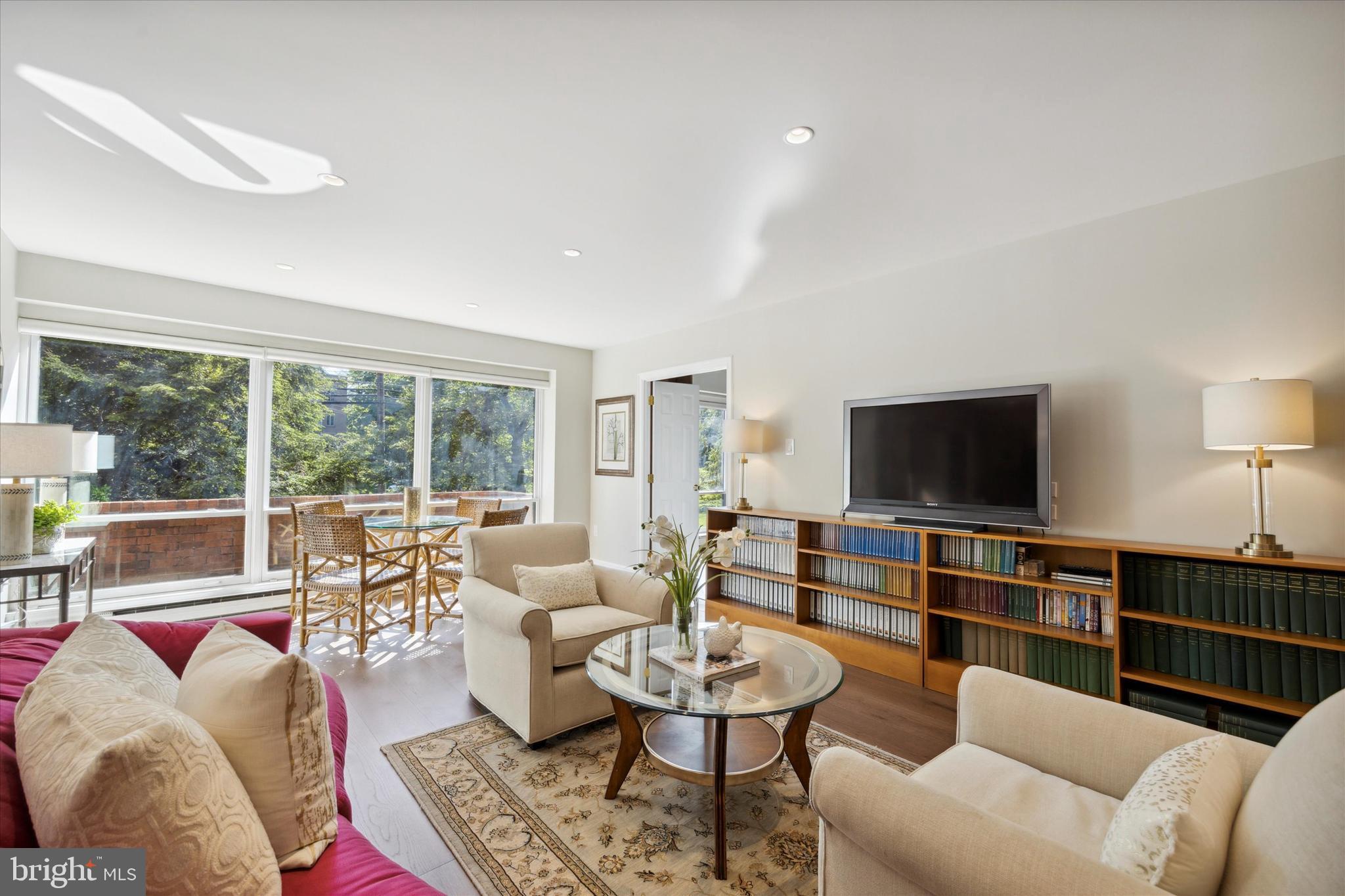 GRAYS LANE HOUSE - Residential