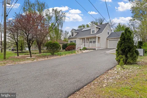 168 Fairfax Drive, Cinnaminson, NJ MLS: NJBL2085852
