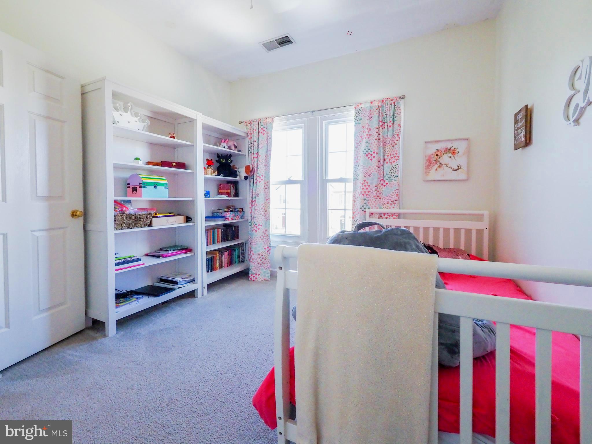 LYNDWOOD - Residential