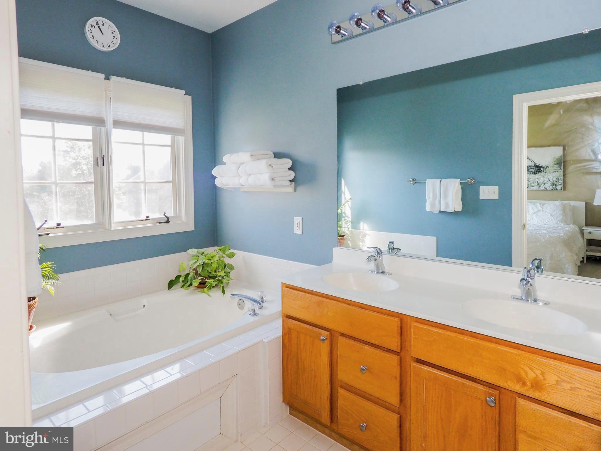 LYNDWOOD - Residential