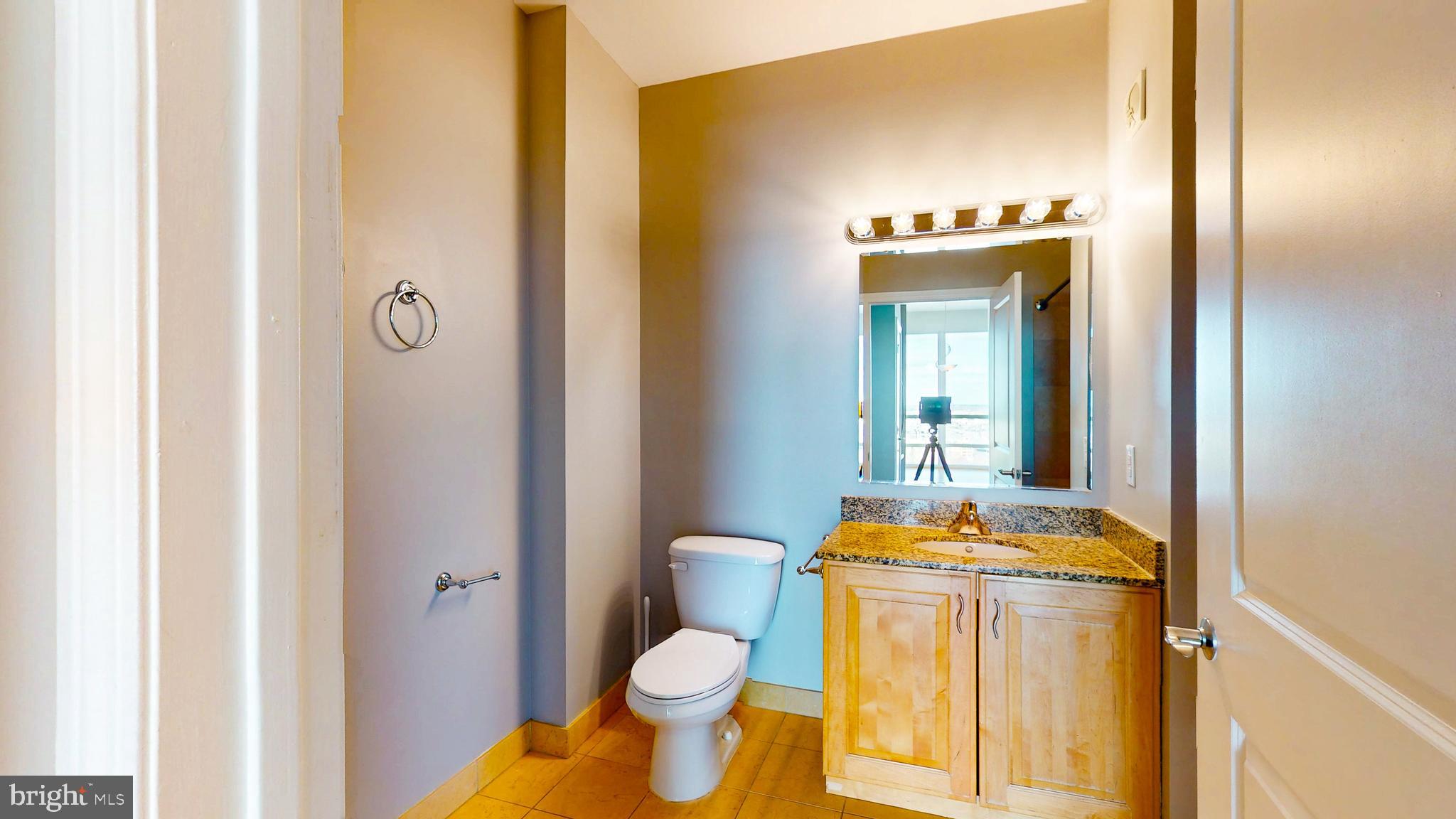 WATERFRONT SQUARE - Residential