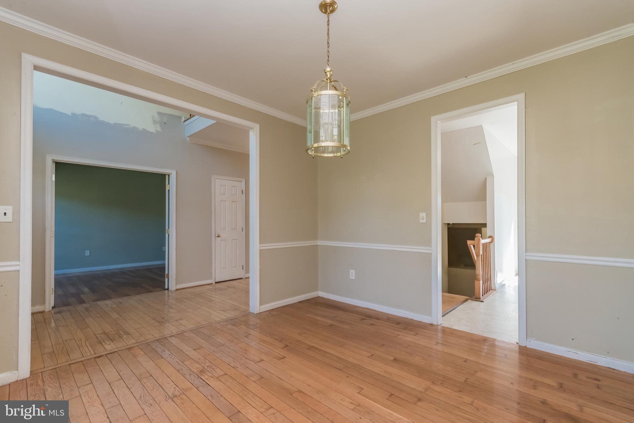 APPLE KNOLLS ESTATES - Residential