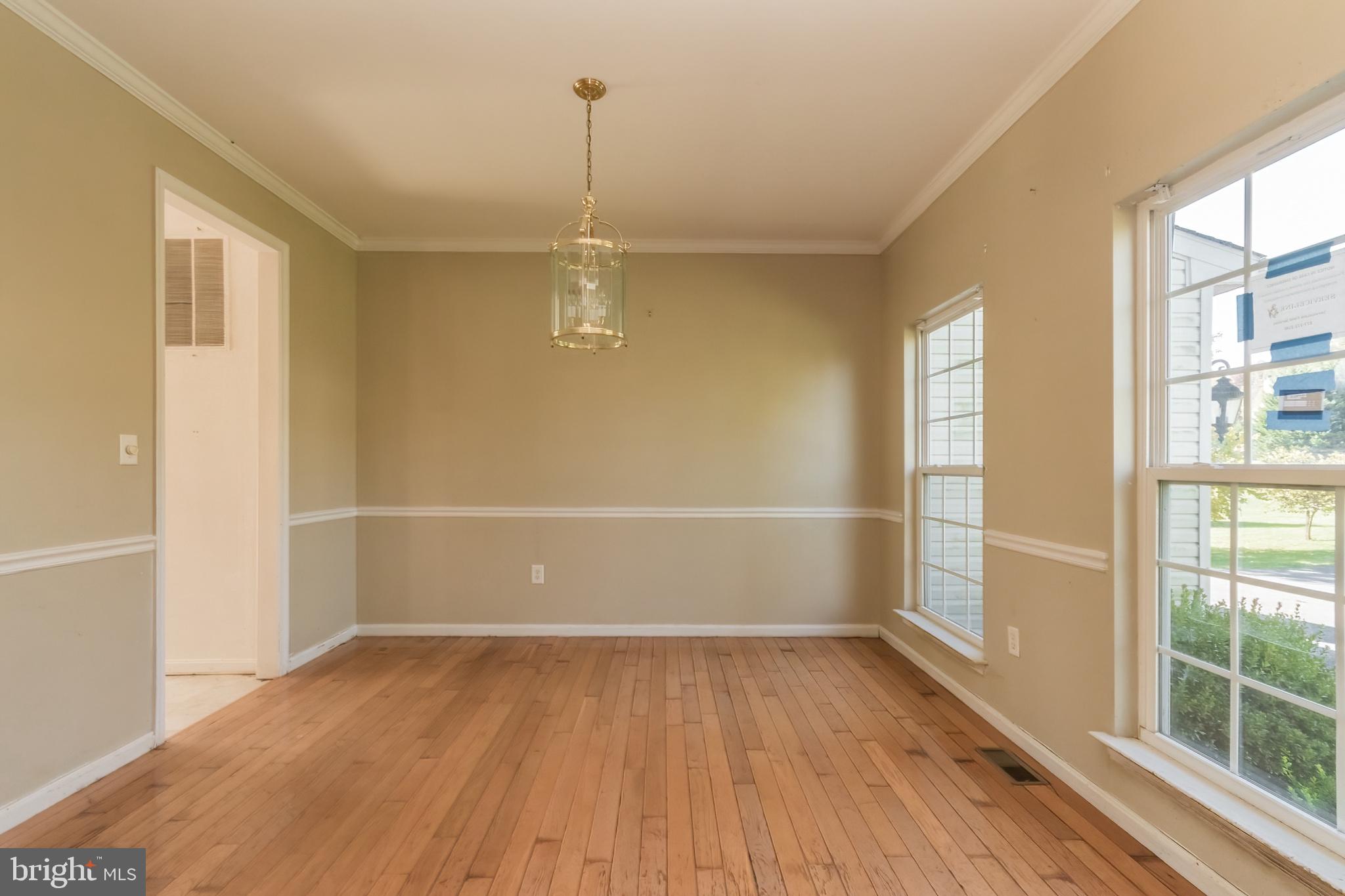 APPLE KNOLLS ESTATES - Residential