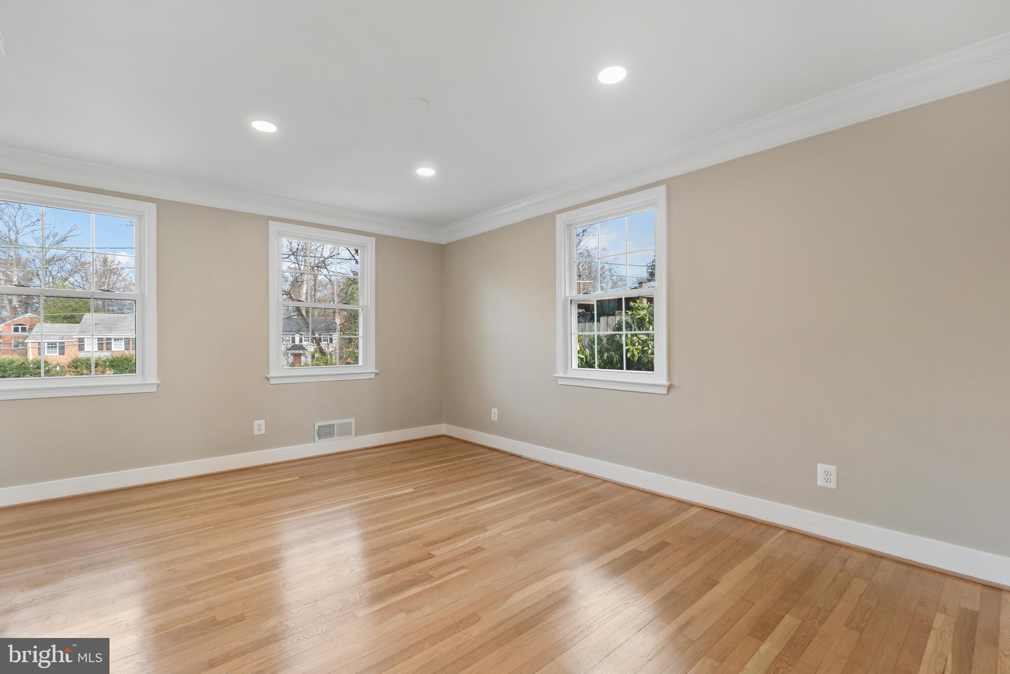 GLEN ECHO HEIGHTS - Residential