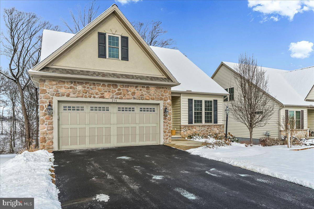 254 HONEYCROFT BOULEVARD