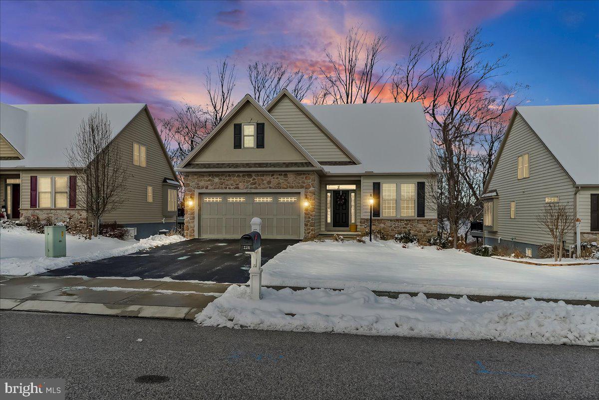 254 HONEYCROFT BOULEVARD