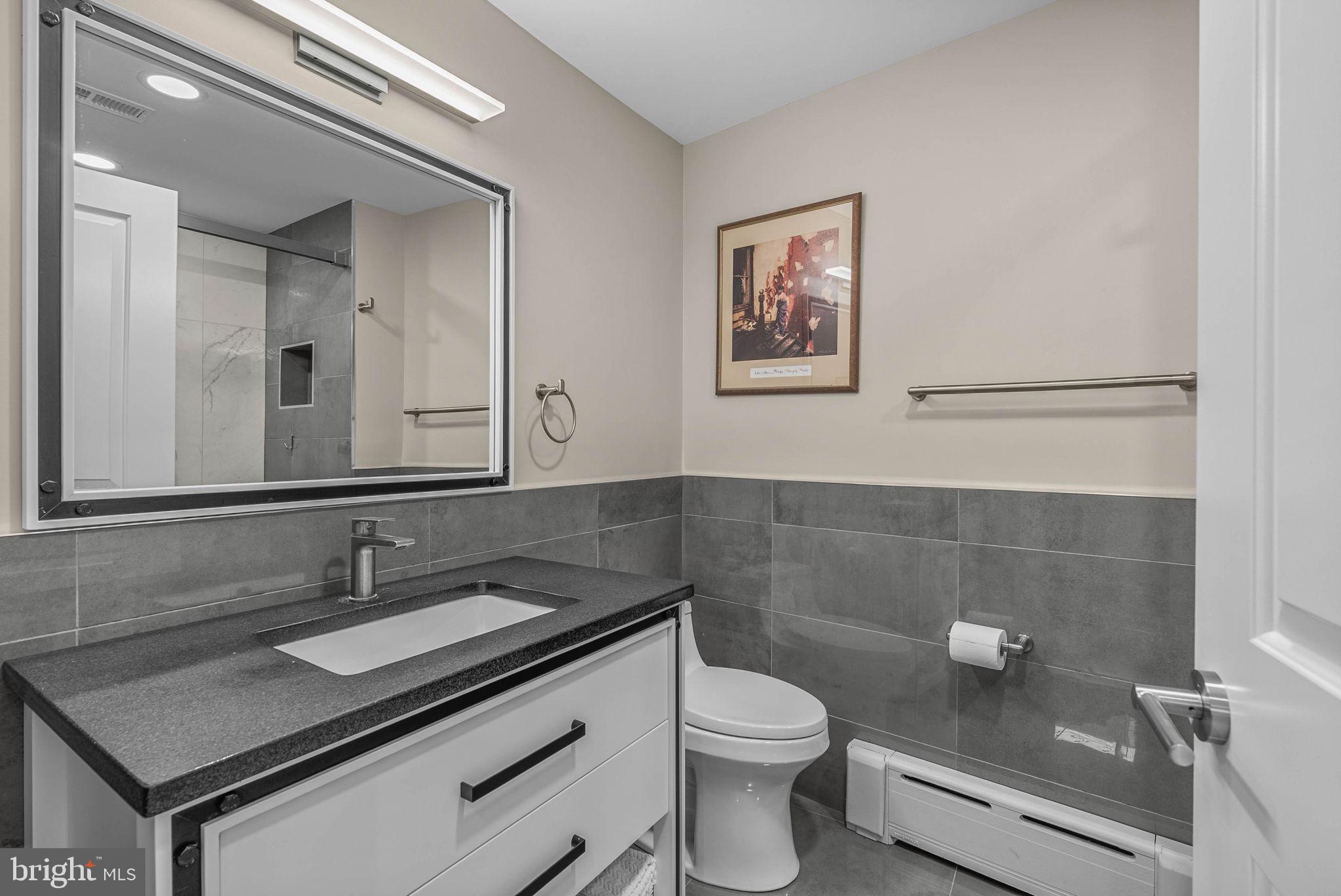 PENNSPORT - Commercial Sale