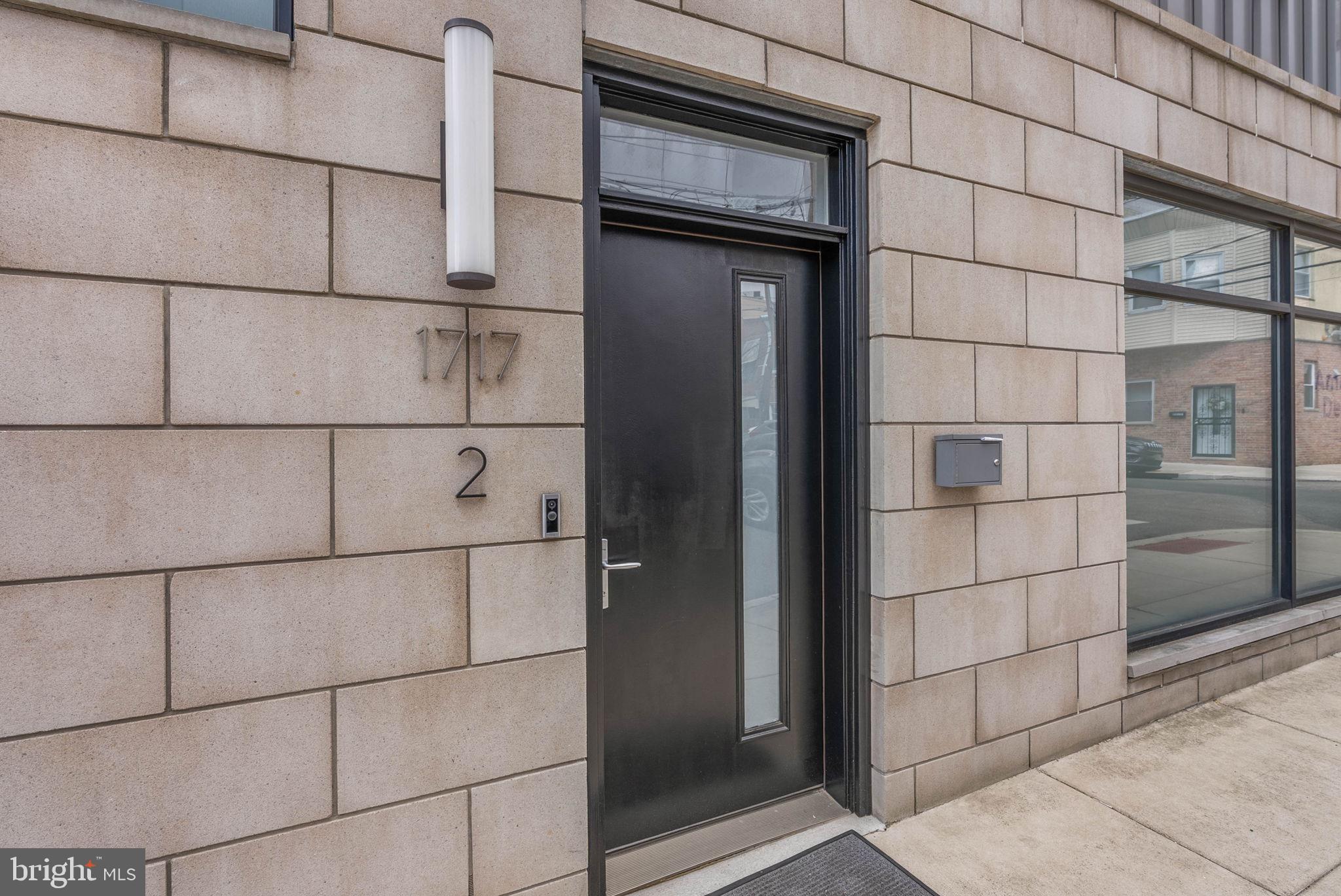 PENNSPORT - Commercial Sale