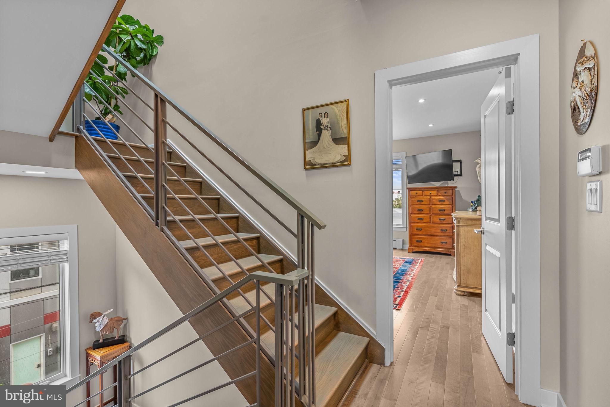 PENNSPORT - Commercial Sale