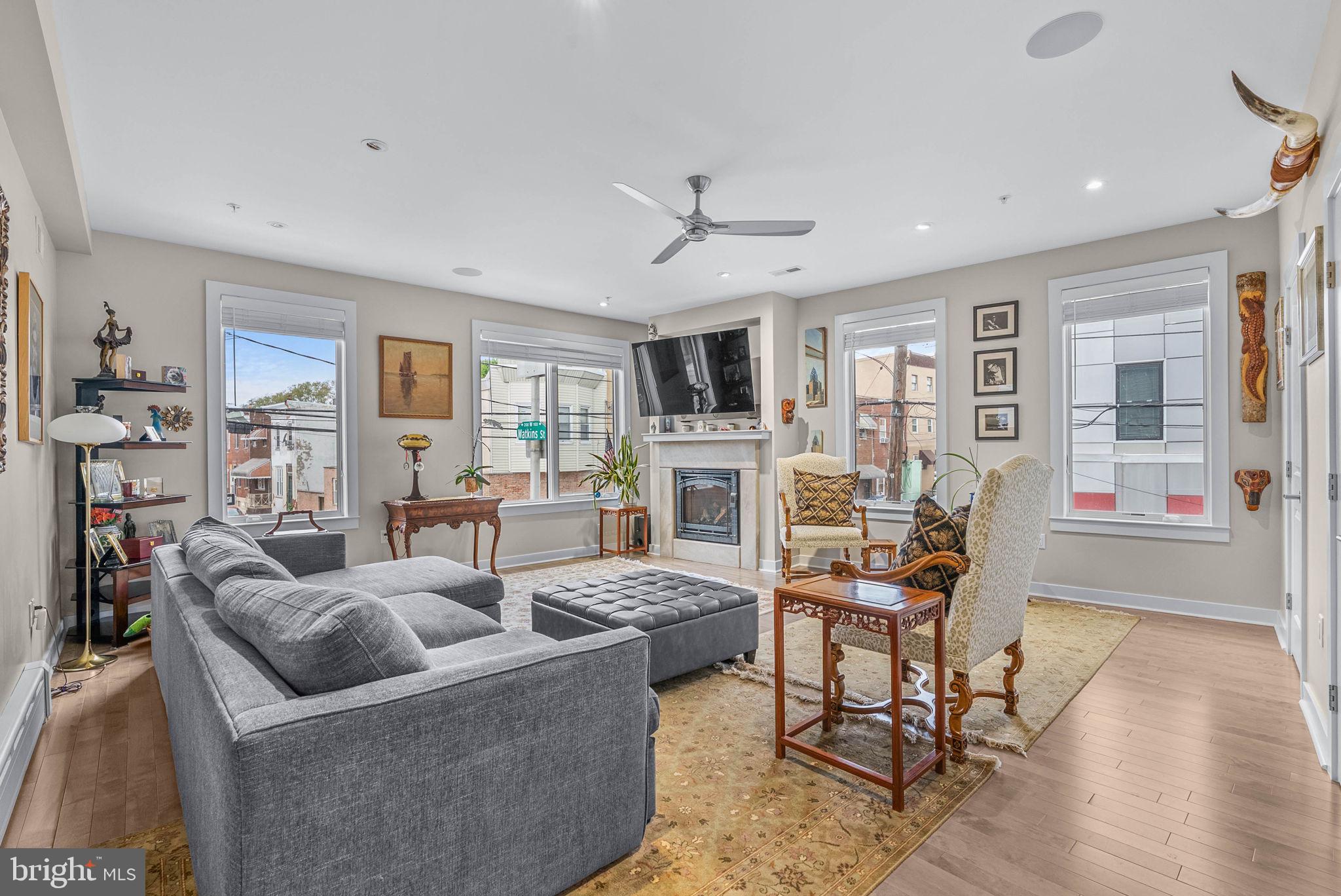 PENNSPORT - Commercial Sale