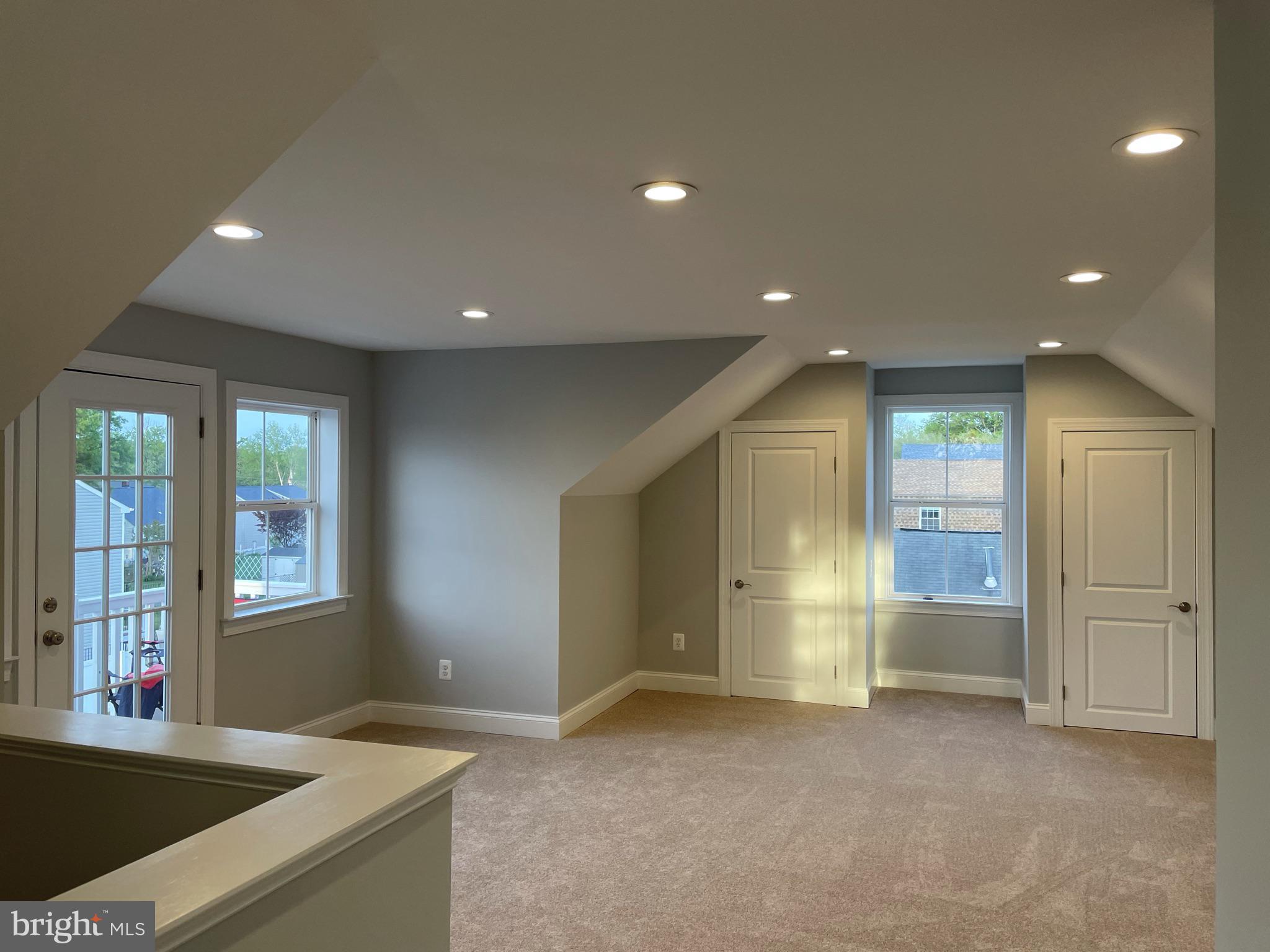 OAKLEIGH BEACH - Residential