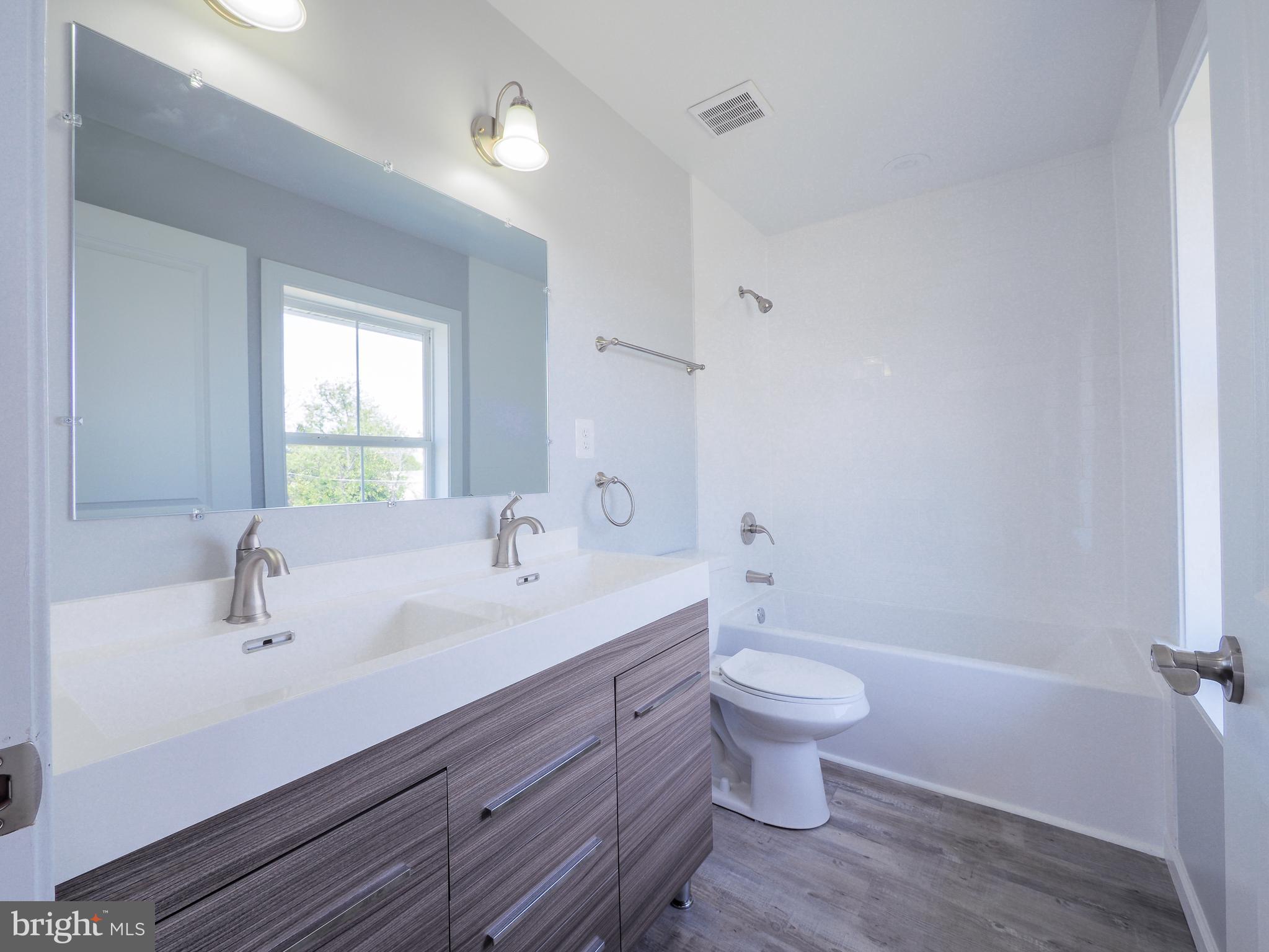 OAKLEIGH BEACH - Residential