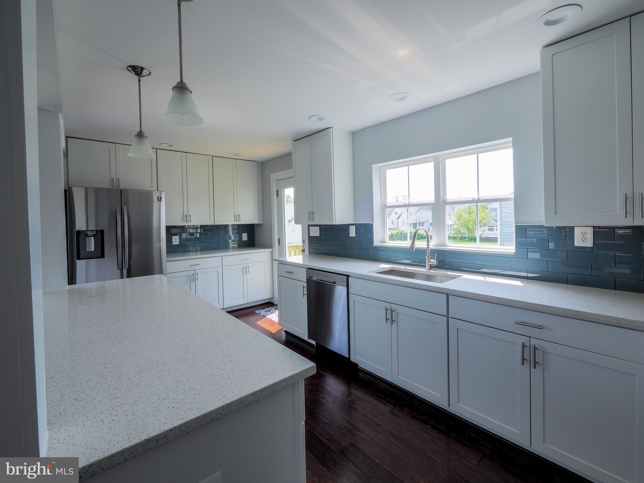 OAKLEIGH BEACH - Residential