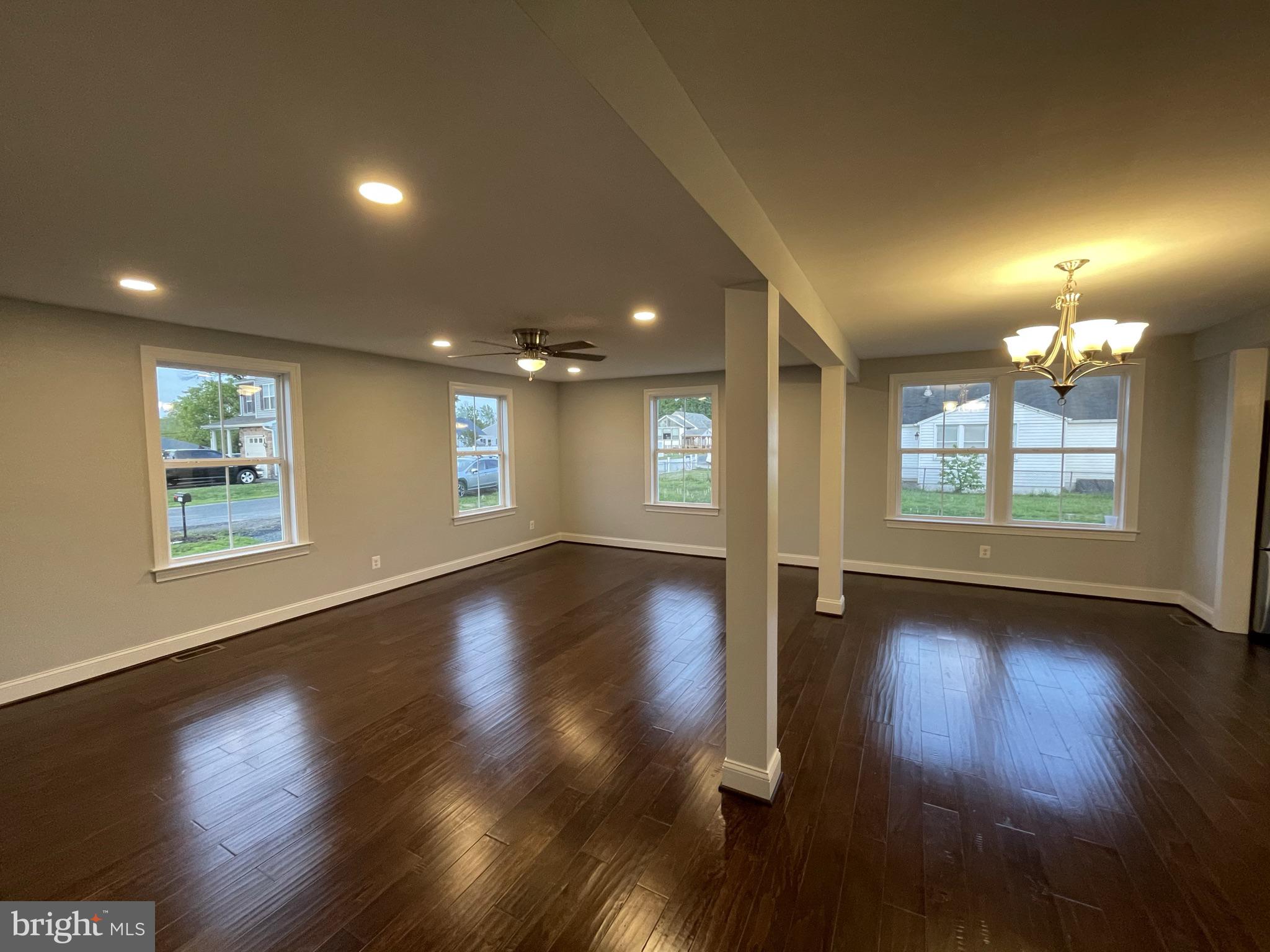 OAKLEIGH BEACH - Residential