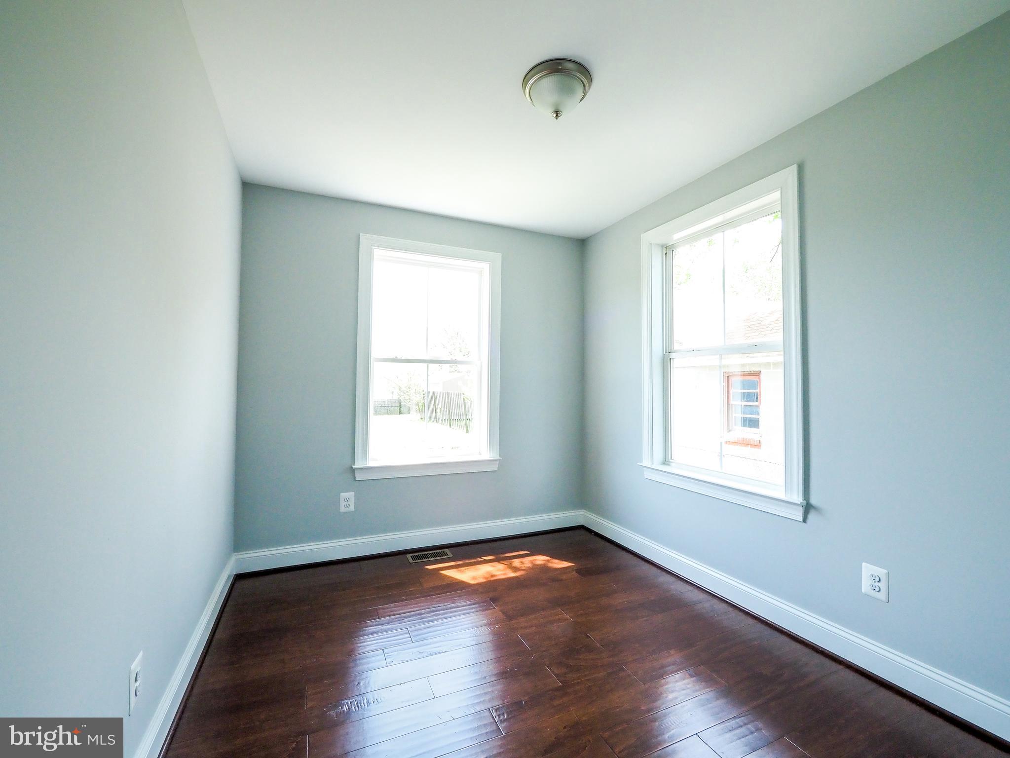 OAKLEIGH BEACH - Residential