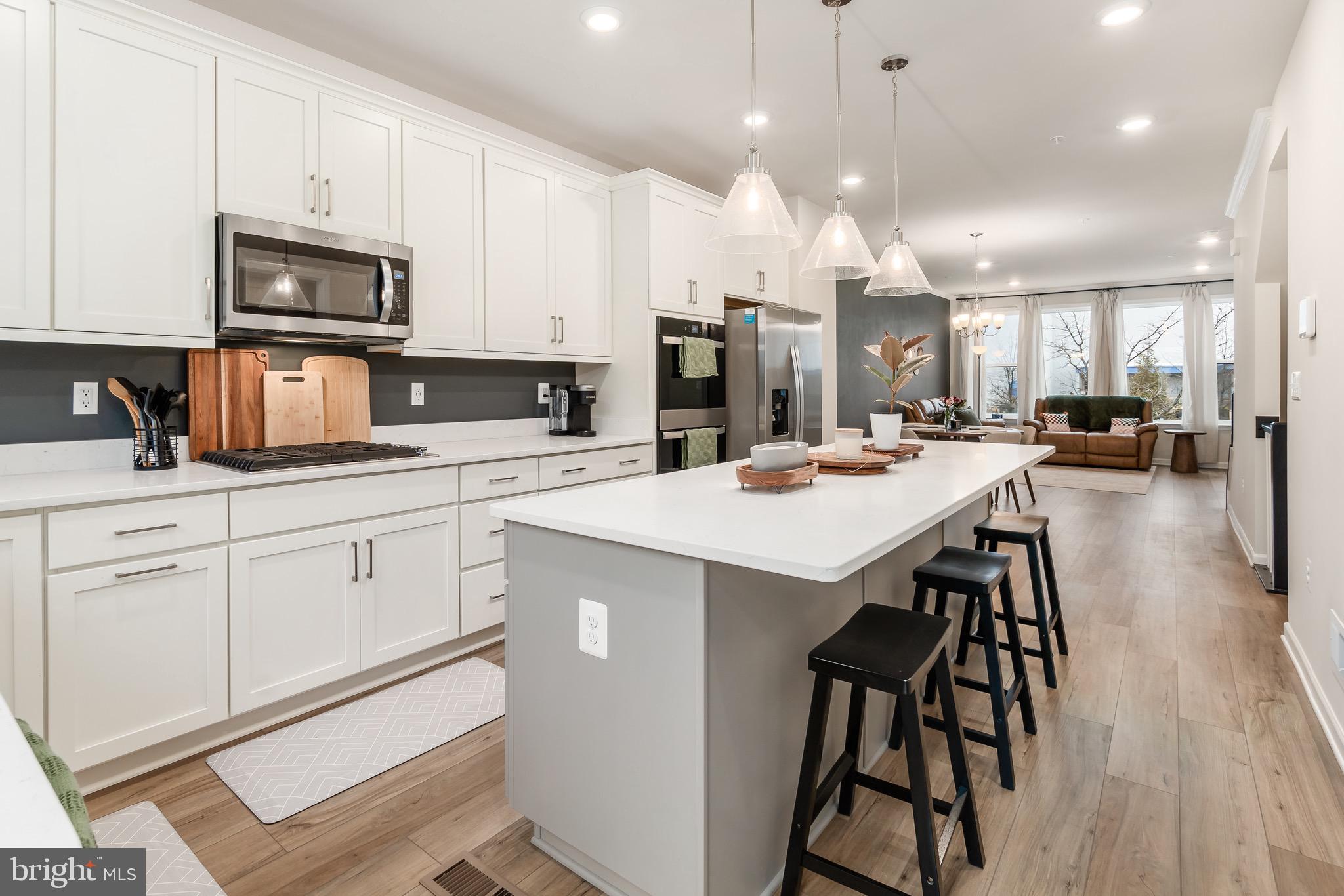 VISTA GARDENS - Residential