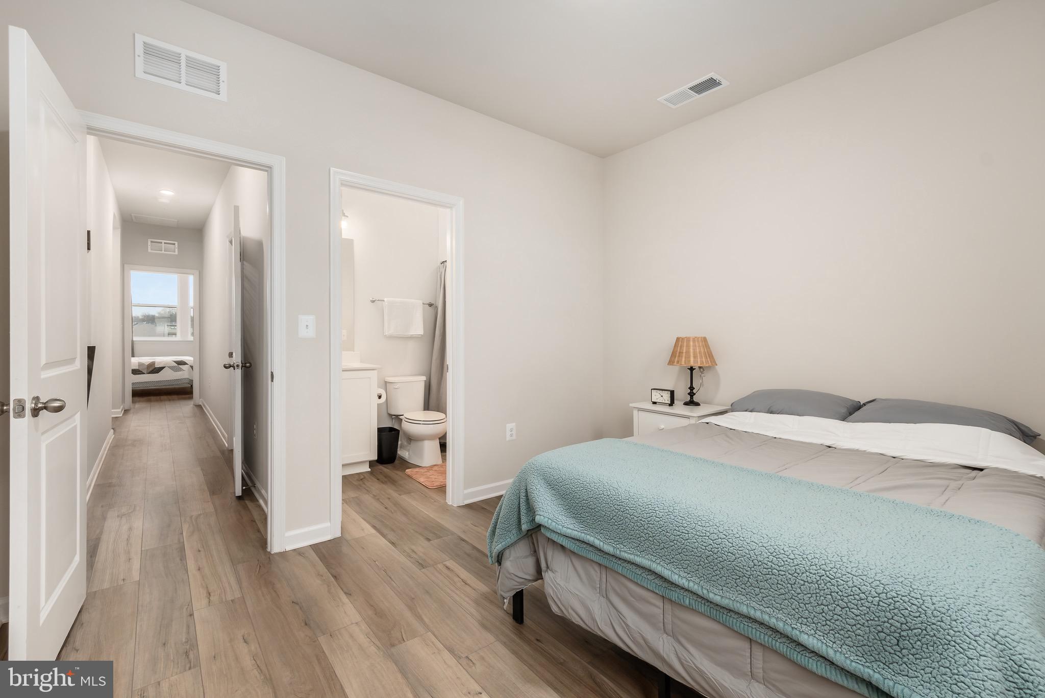 VISTA GARDENS - Residential