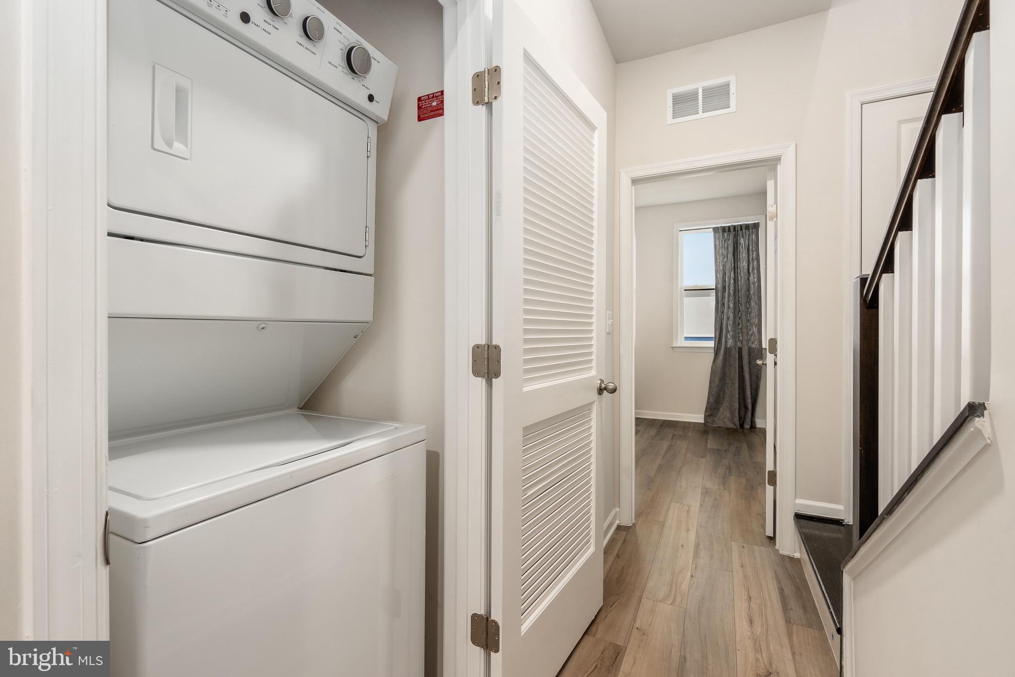 VISTA GARDENS - Residential