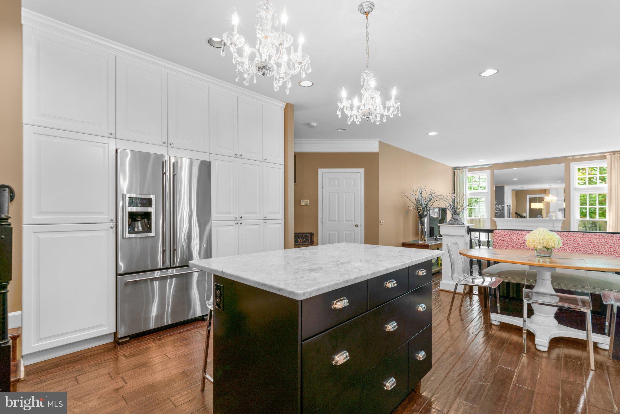 CRESTWOOD - Residential