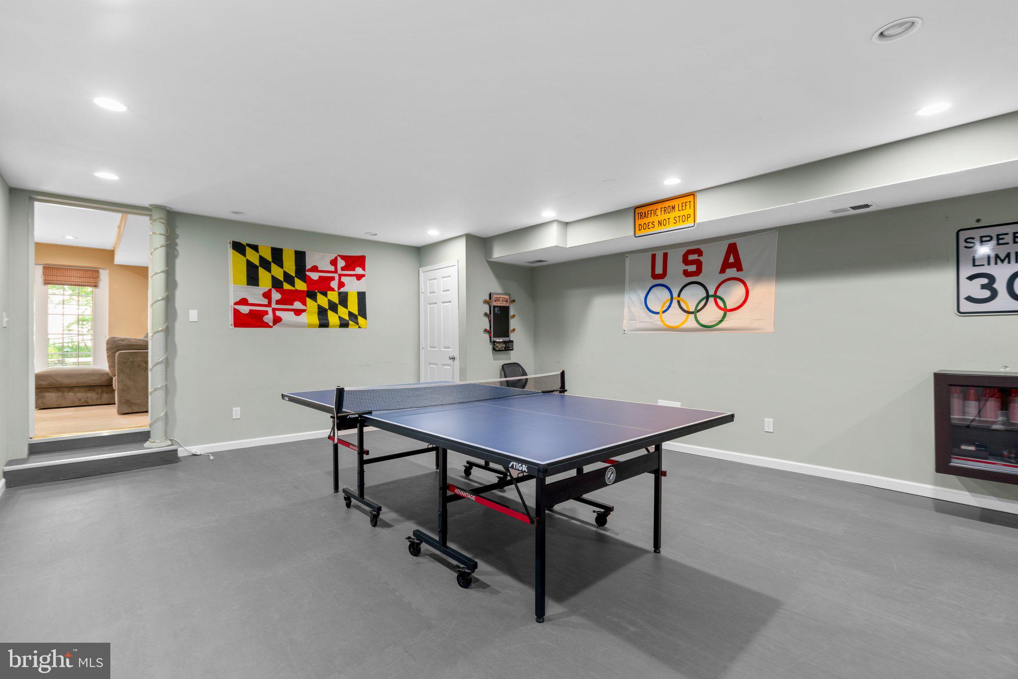 CRESTWOOD - Residential