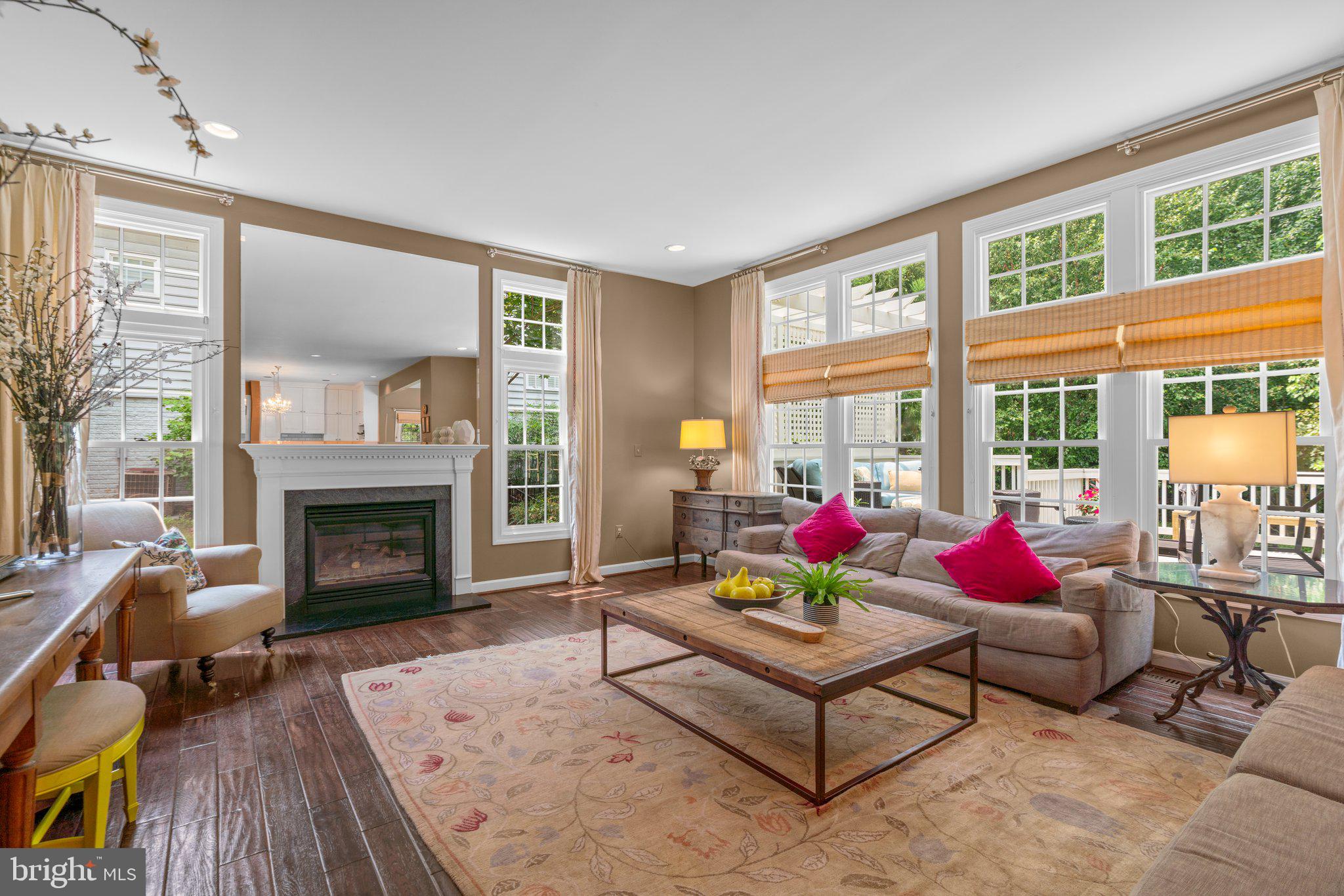 CRESTWOOD - Residential