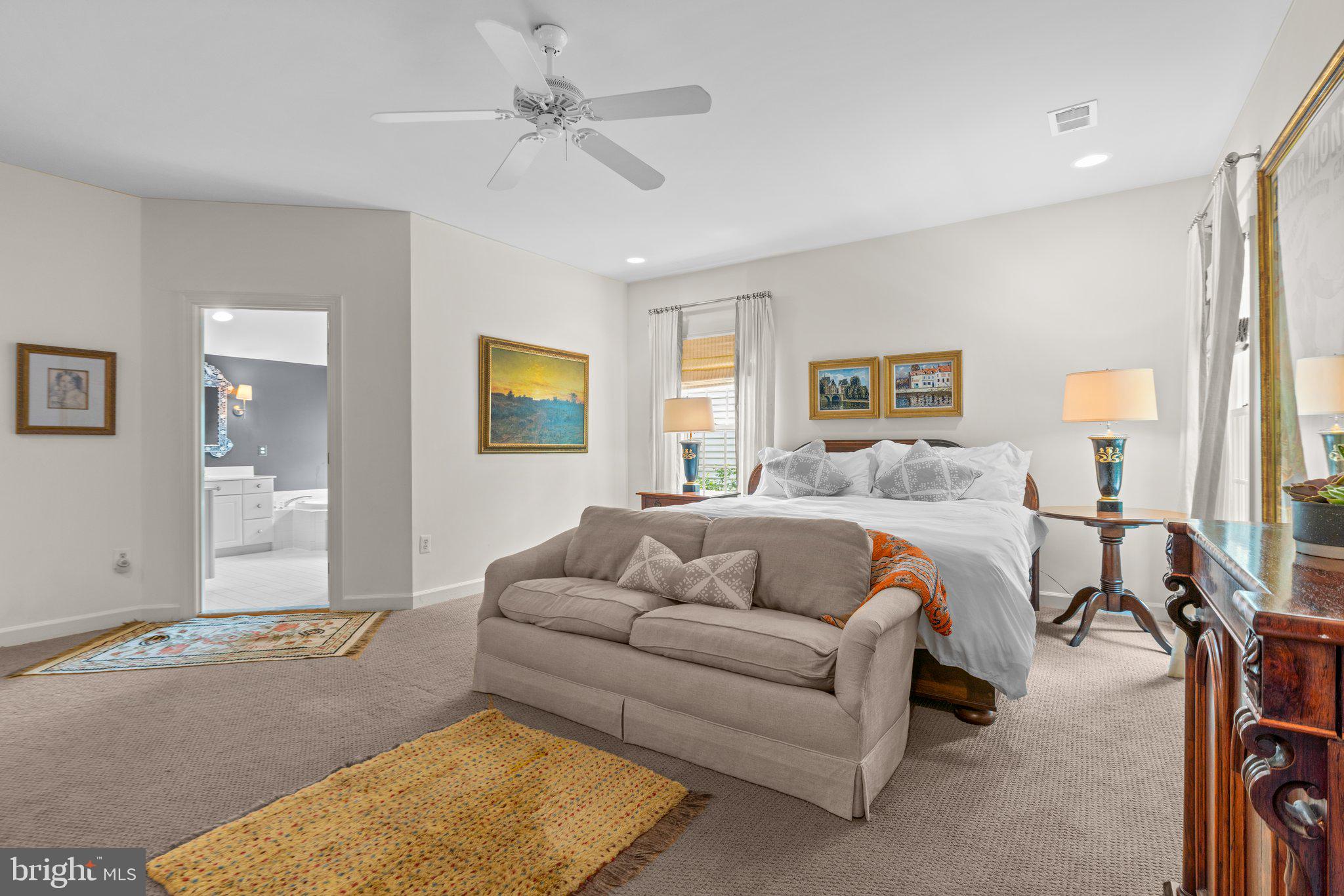 CRESTWOOD - Residential