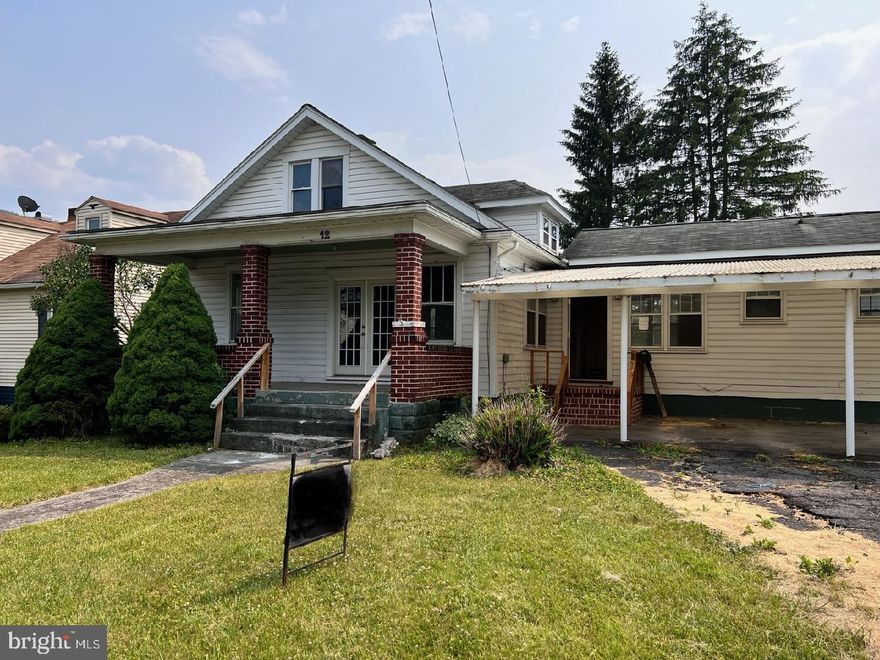 Convenient LaVale location - 4 bedrooms - two up, two down - two baths - deck - level yard - corner lot.
Sold as-is.


Seller is calling for highest and best request due Friday 06/30/2023  at 11:59 PM