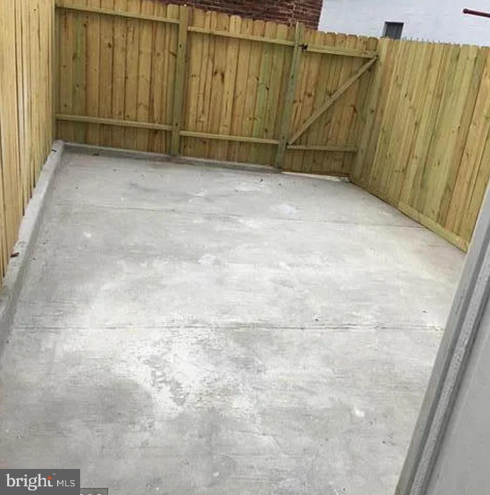 WEST BALTIMORE - Residential