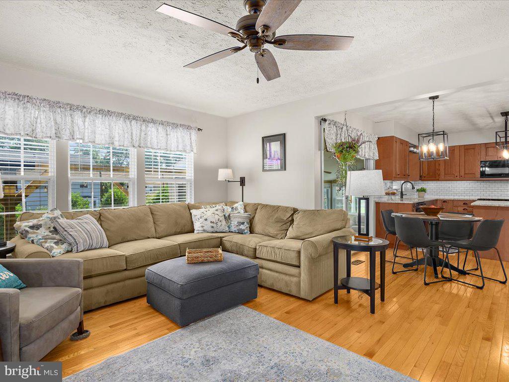 BRENTWOOD PARK - Residential