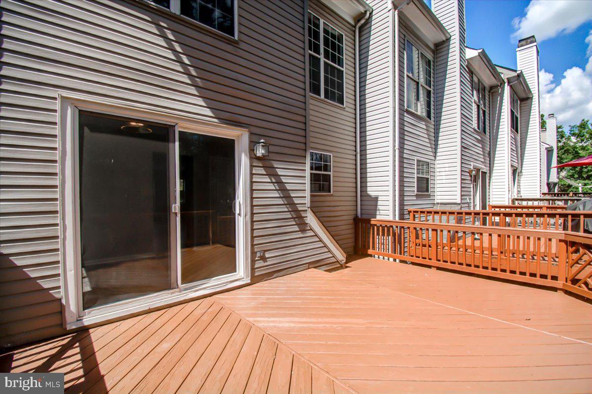 SEVEN OAKS - Residential Lease