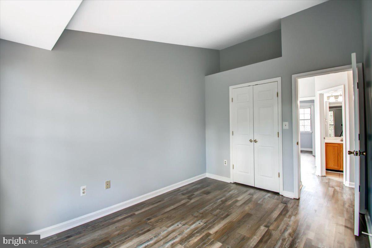 SEVEN OAKS - Residential Lease