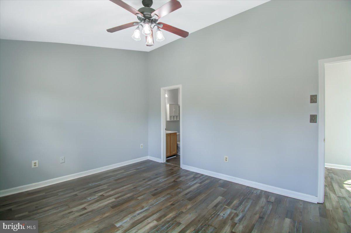 SEVEN OAKS - Residential Lease