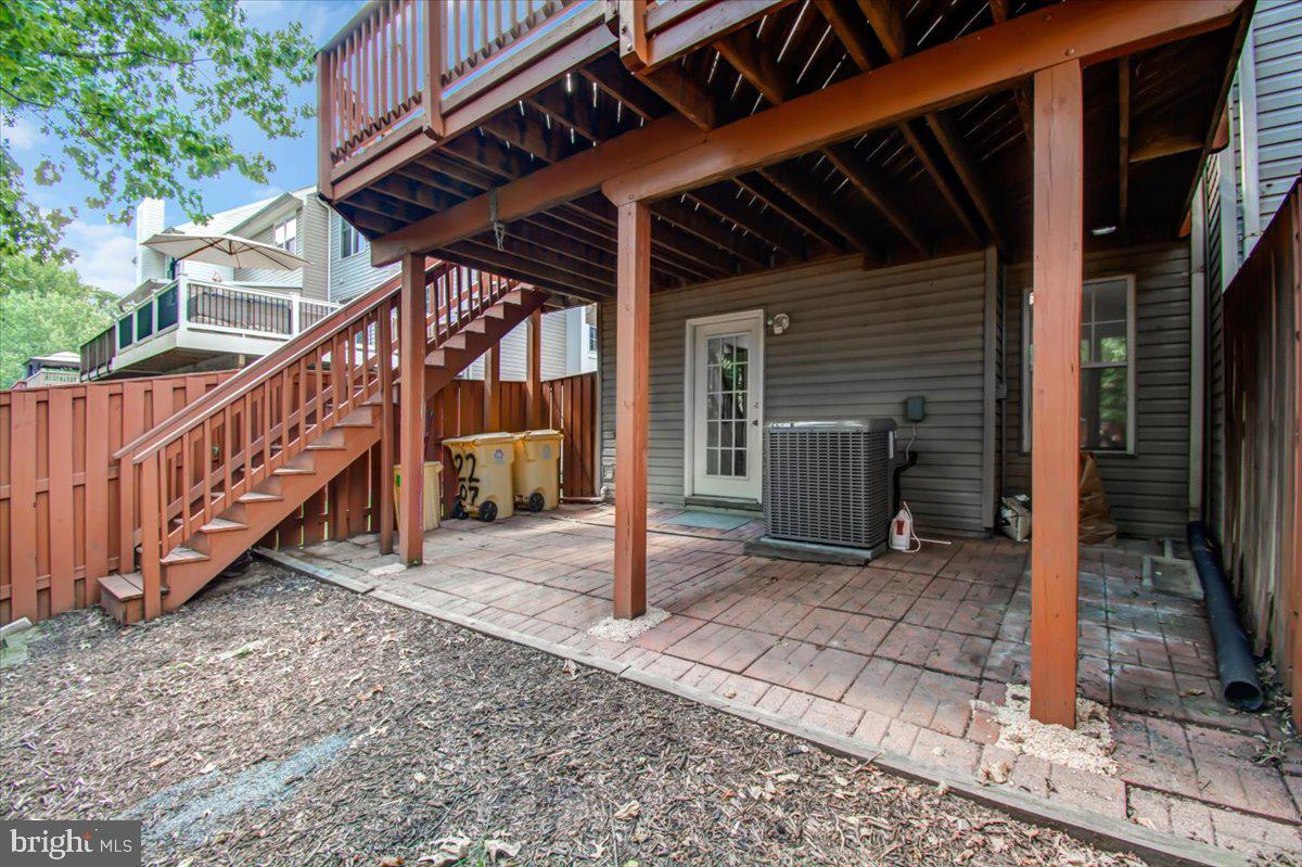 SEVEN OAKS - Residential Lease