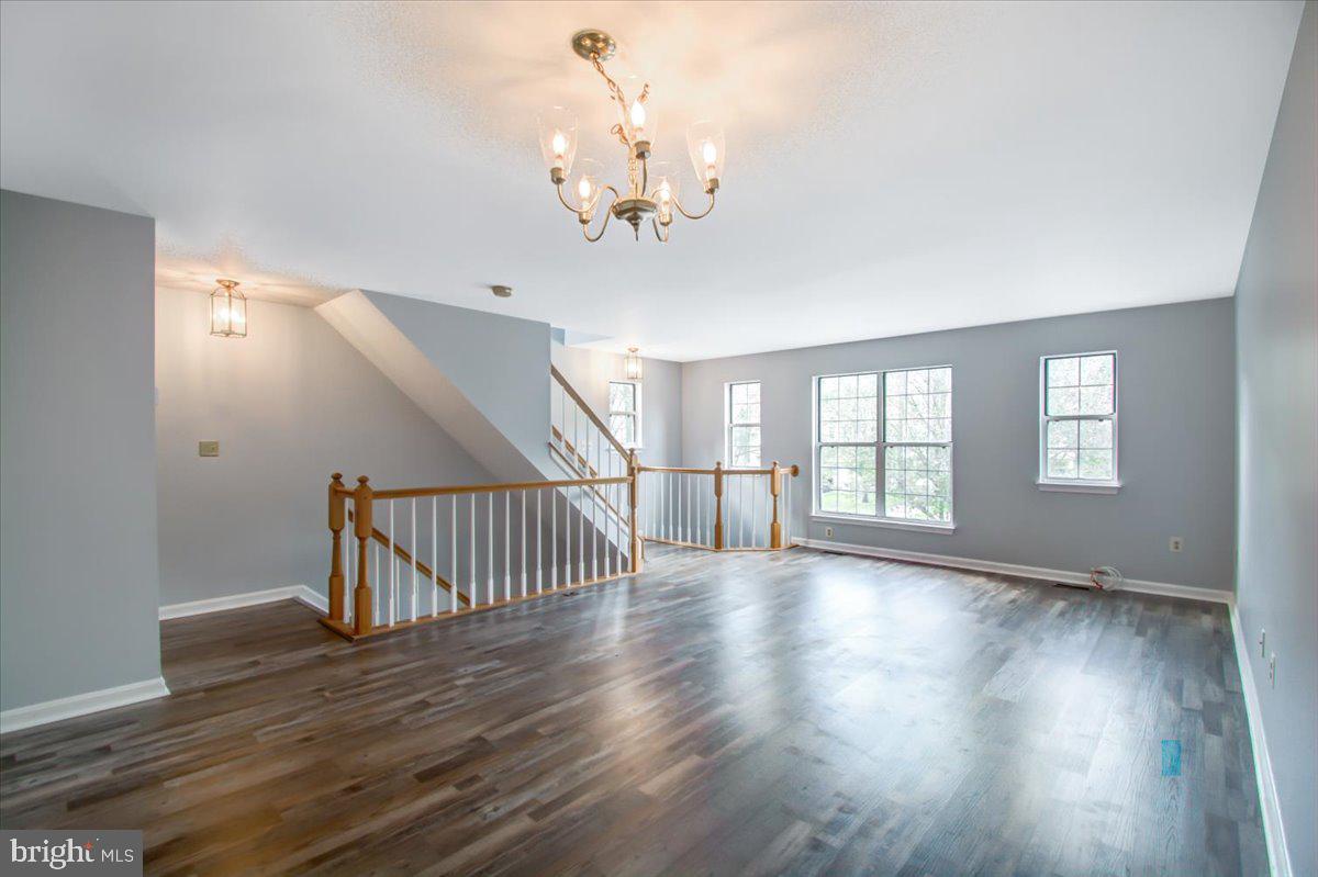 SEVEN OAKS - Residential Lease