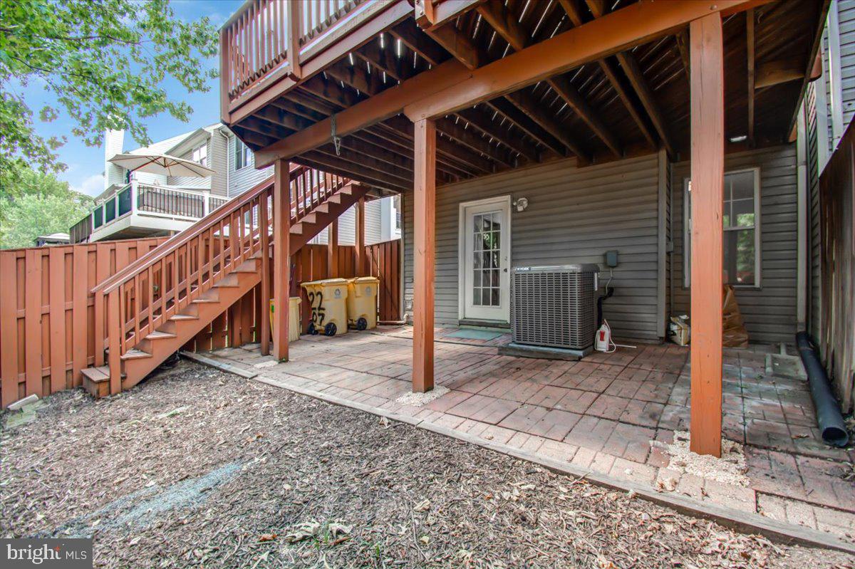 SEVEN OAKS - Residential Lease