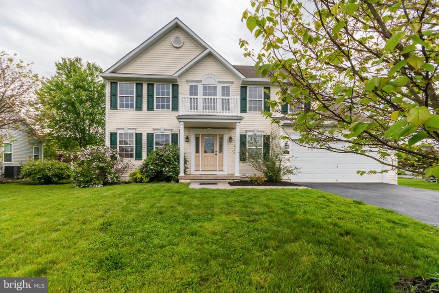 Get ready to fall in love with this 4 bedroom, 3.5 bath colonial that is located in the desirable Stonebridge community on a quiet cul-de sac. Upon entering you will find hardwood and tile floors throughout for easy maintenance. The kitchen features stainless steel appliances and granite countertops. There is a screened in porch and deck off of the kitchen that overlooks the fenced in yard and is perfect for relaxation. The owner’s suite boasts a large walk in closet and updated bathroom with double sinks. The finished lower level is equipped with luxury vinyl plank, a third full bath and another spacious room that would make a perfect home office. There is plenty of extra storage space in the attic and above the garage which is easily accessible by pull down stairs. This community has a ton of amenities; including a community pool, a tennis court, walking trails and a community playground. Schedule your showing today.