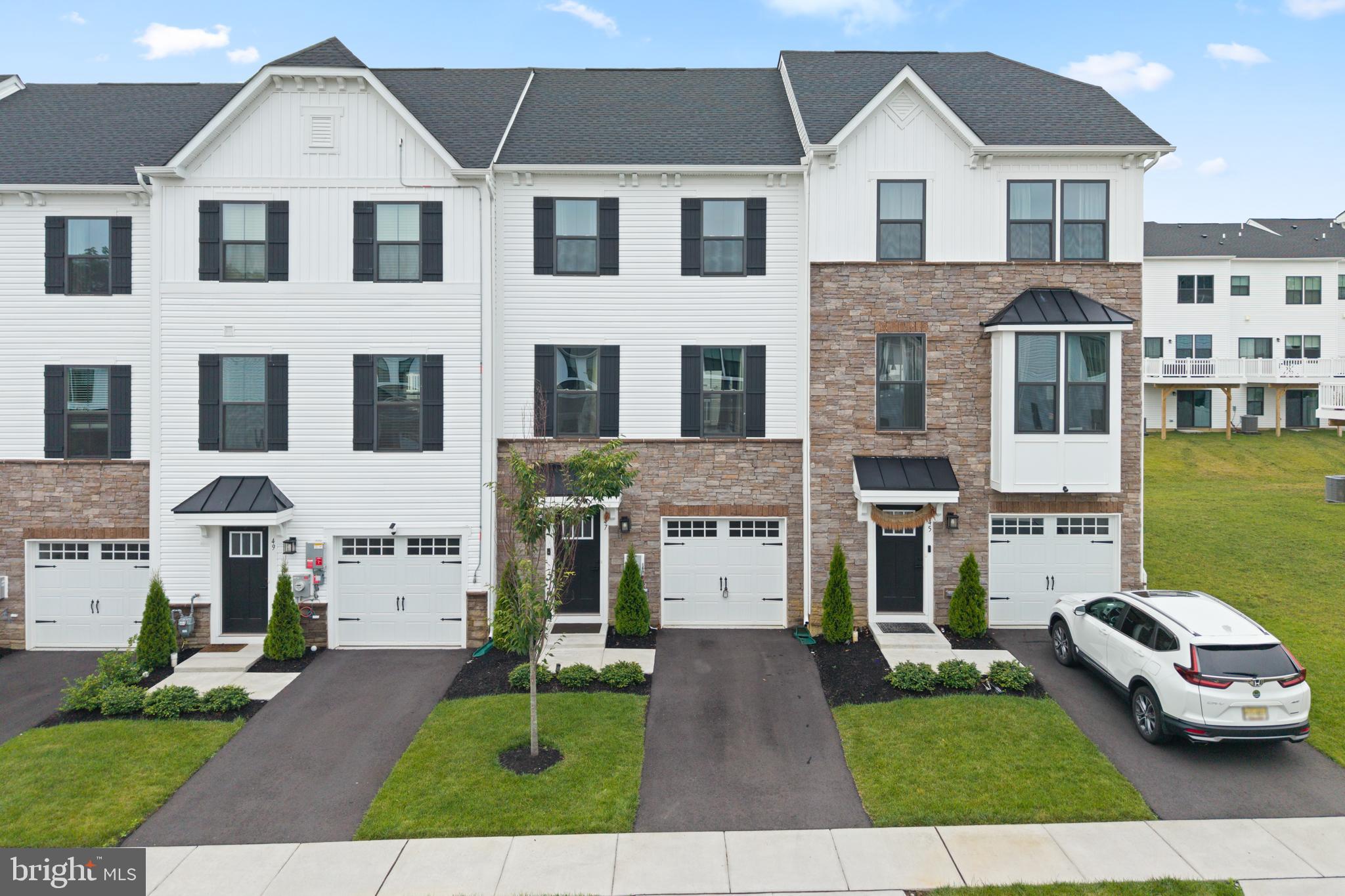 47 ROSEMARY WAY