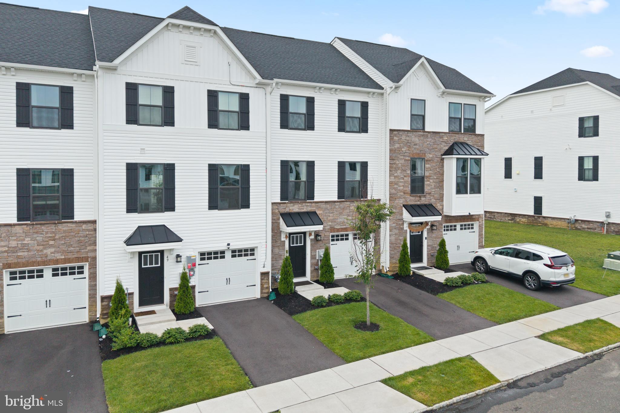 47 ROSEMARY WAY