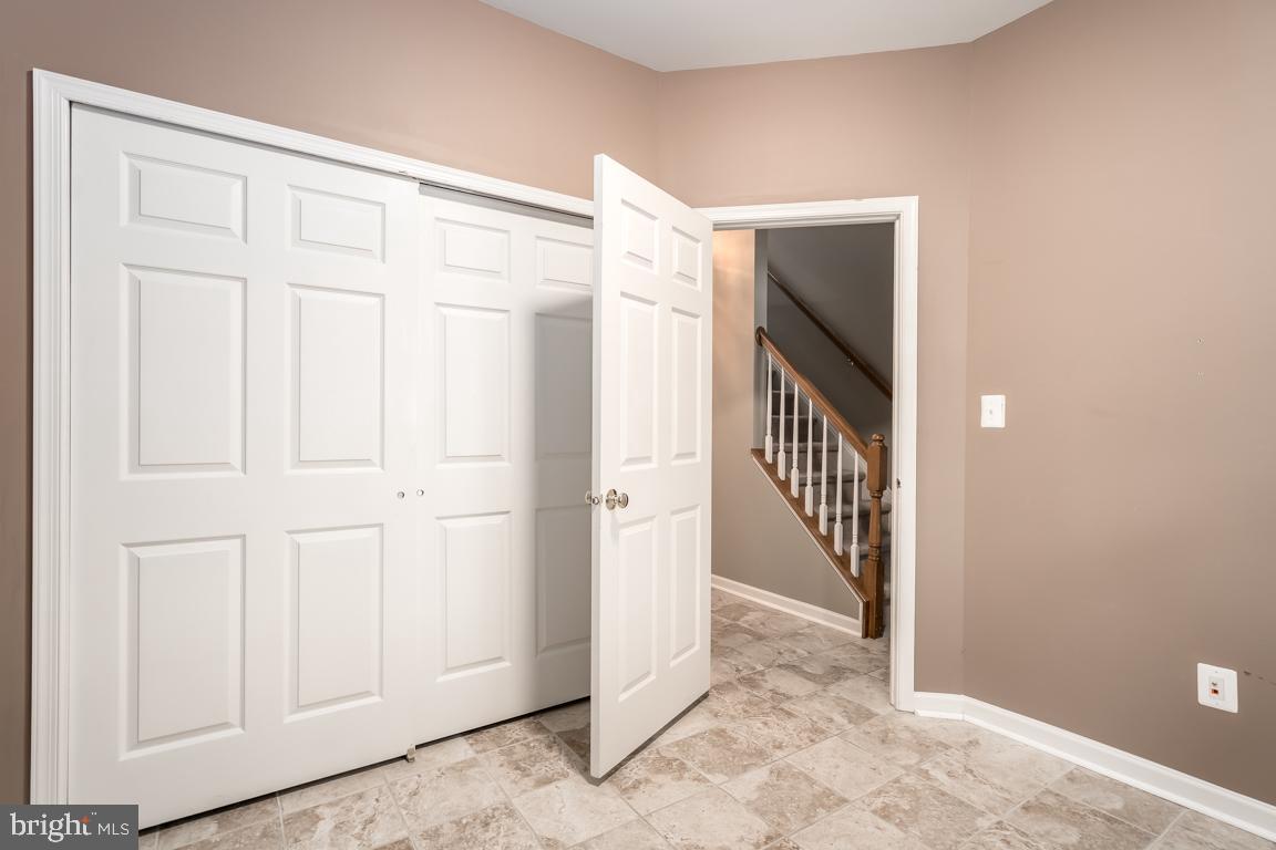 BELMONT LAND BAY - Residential