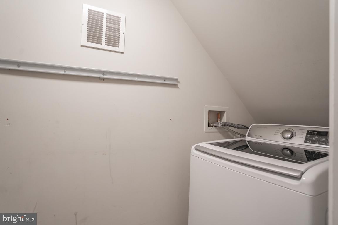 BELMONT LAND BAY - Residential