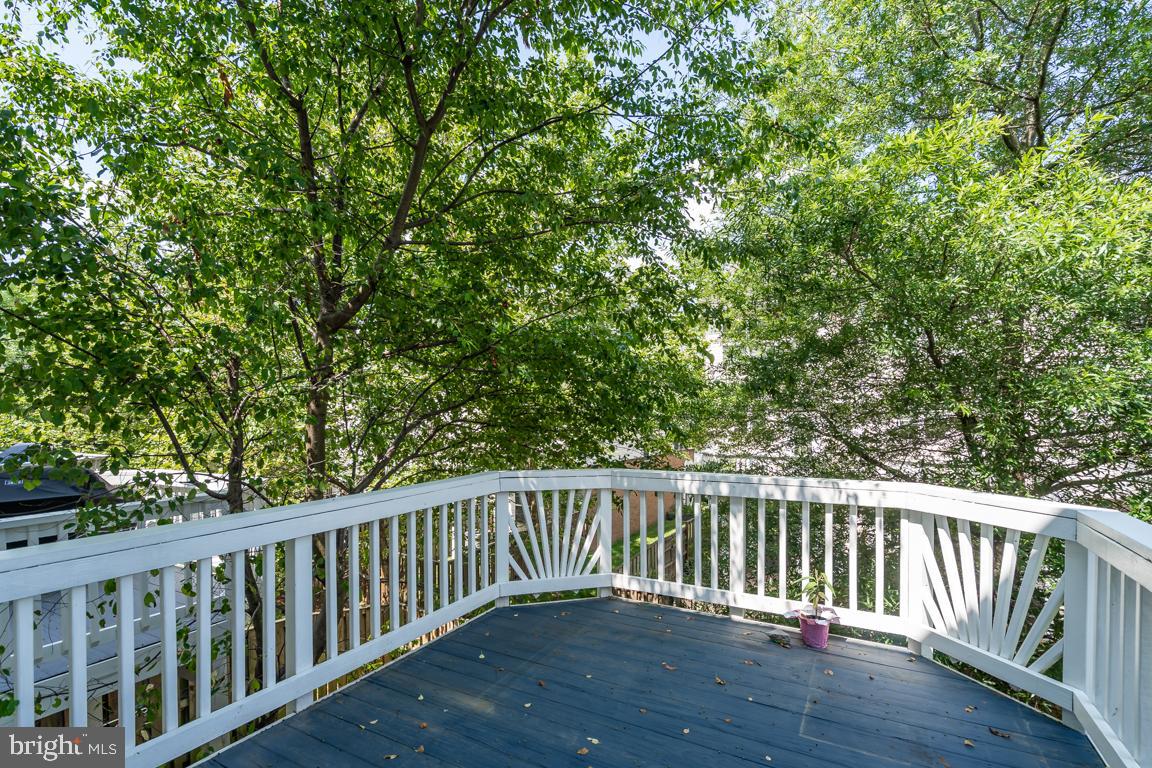 BELMONT LAND BAY - Residential