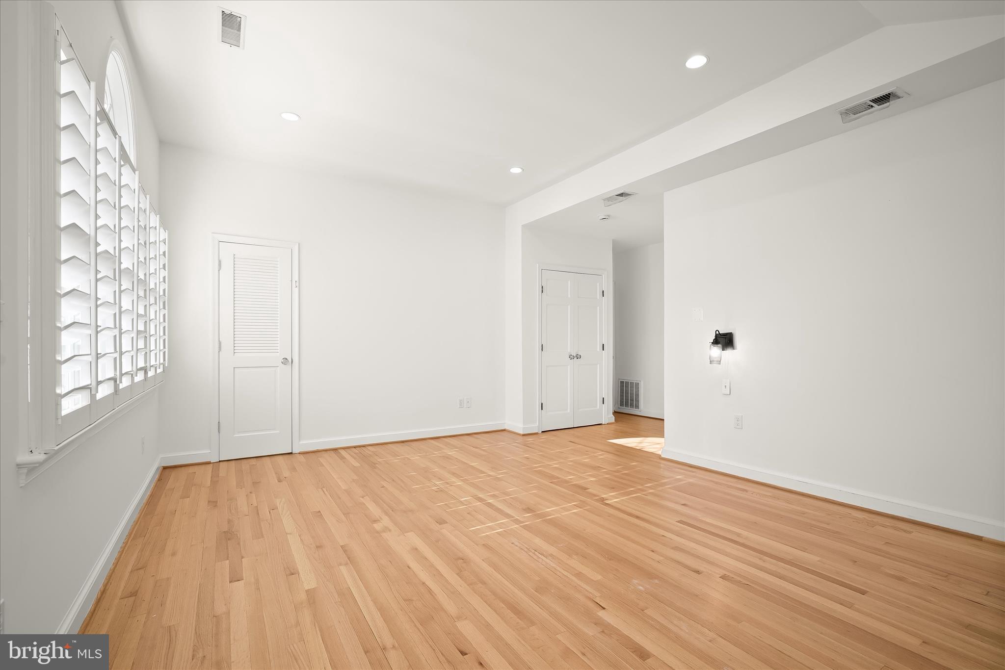 BRADLEY VILLAGE - Residential