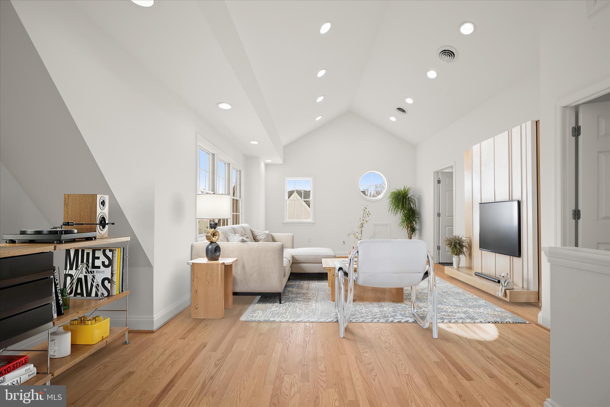 BRADLEY VILLAGE - Residential