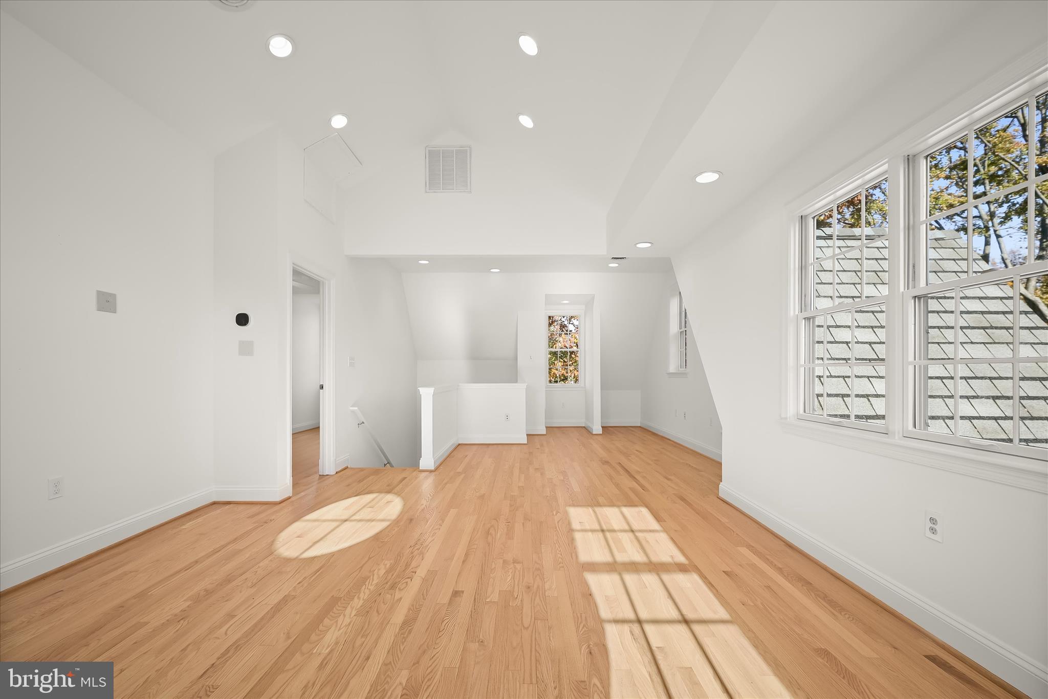 BRADLEY VILLAGE - Residential